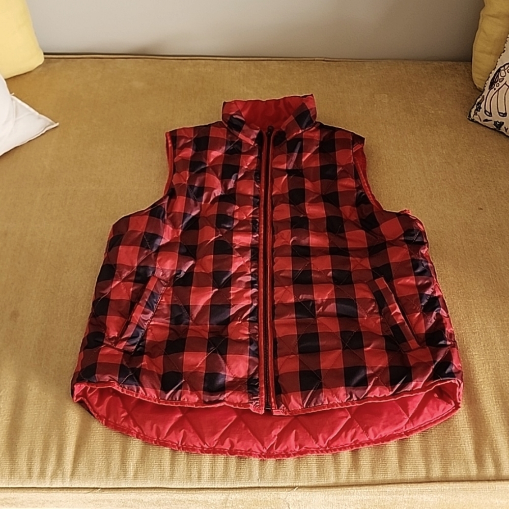 Women's Reversible Quilted Vest. Size M.